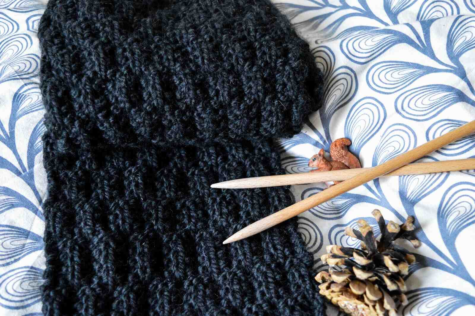 Comment faire une écharpe en tricot facile?