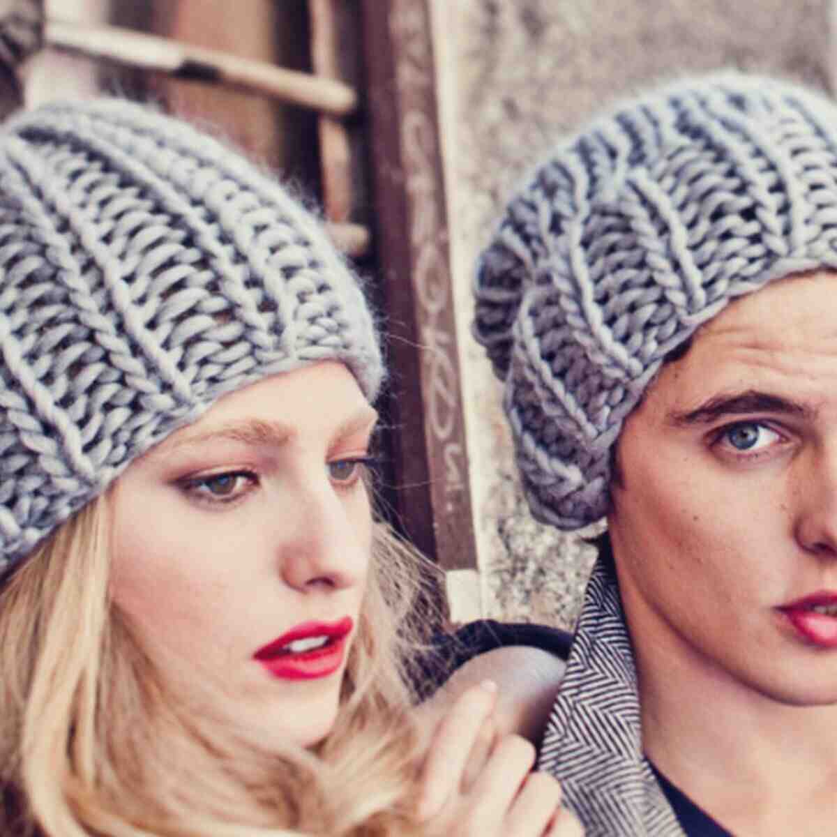 Comment tricoter un bonnet avec des aiguilles droites ?